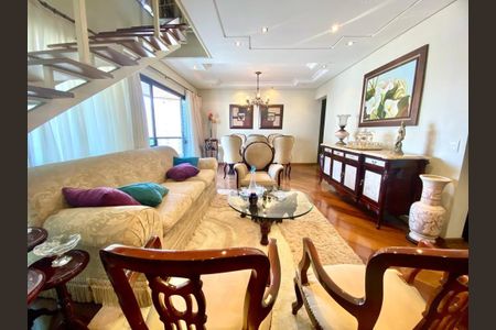 Apartamento à venda com 265m², 3 quartos e 4 vagas Apartamento à venda com 265m², 3 quartos e 4 vagasSala