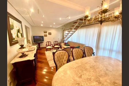 Apartamento à venda com 265m², 3 quartos e 4 vagas Apartamento à venda com 265m², 3 quartos e 4 vagasSala