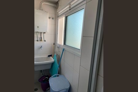 Apartamento à venda com 74m², 3 quartos e 1 vaga Apartamento à venda com 74m², 3 quartos e 1 vagaLavanderia