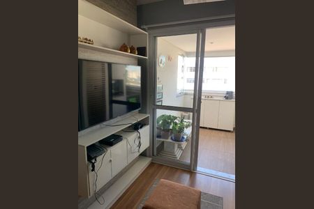 Apartamento à venda com 74m², 3 quartos e 1 vaga Apartamento à venda com 74m², 3 quartos e 1 vagaSala