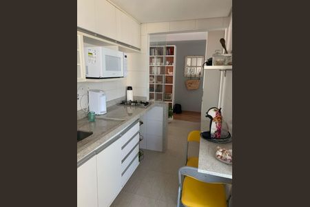 Apartamento à venda com 74m², 3 quartos e 1 vaga Apartamento à venda com 74m², 3 quartos e 1 vagaCozinha