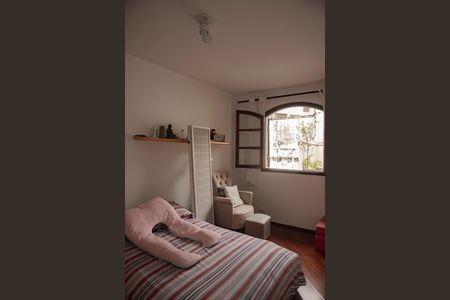 Casa à venda com 320m², 5 quartos e 4 vagasSuíte 1