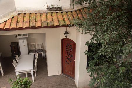 Casa à venda com 320m², 5 quartos e 4 vagasVista da Suíte 2