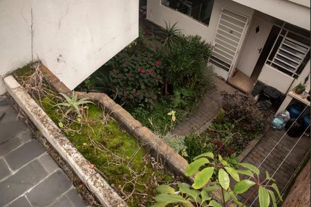 Casa à venda com 320m², 5 quartos e 4 vagasEdícula - Varanda