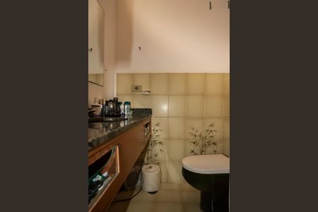 Casa à venda com 320m², 5 quartos e 4 vagasBanheiro da Suíte 3