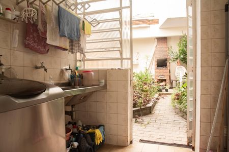 Casa à venda com 320m², 5 quartos e 4 vagasÁrea de Serviço