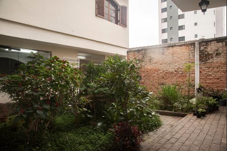 Casa à venda com 320m², 5 quartos e 4 vagasÁrea comum