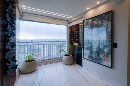 Apartamento à venda com 126m², 2 quartos e 2 vagasVaranda