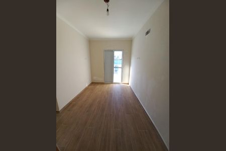 Casa à venda com 82m², 2 quartos e 2 vagasQuarto