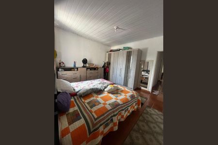 Casa à venda com 100m², 2 quartos e 2 vagasQuarto