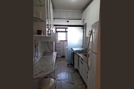 Apartamento à venda com 63m², 2 quartos e 1 vaga Apartamento à venda com 63m², 2 quartos e 1 vagaCozinha