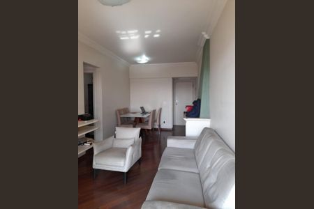 Apartamento à venda com 63m², 2 quartos e 1 vaga Apartamento à venda com 63m², 2 quartos e 1 vagaSala