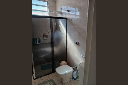 Casa à venda com 165m², 3 quartos e 4 vagas Casa à venda com 165m², 3 quartos e 4 vagasBanheiro