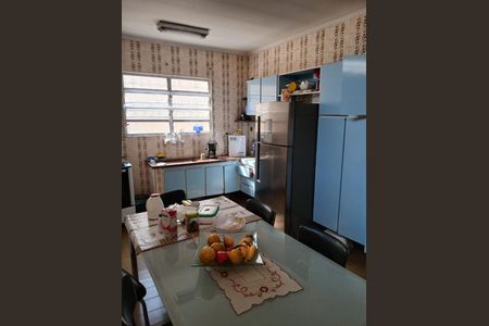 Casa à venda com 165m², 3 quartos e 4 vagas Casa à venda com 165m², 3 quartos e 4 vagasCozinha