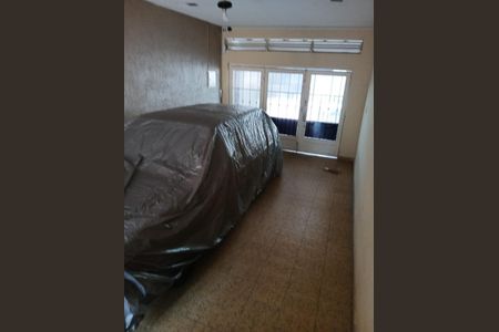 Casa à venda com 165m², 3 quartos e 4 vagas Casa à venda com 165m², 3 quartos e 4 vagasVaga