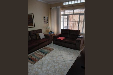 Casa à venda com 165m², 3 quartos e 4 vagas Casa à venda com 165m², 3 quartos e 4 vagasSala