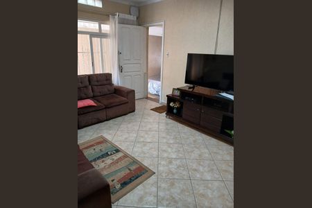 Casa à venda com 165m², 3 quartos e 4 vagas Casa à venda com 165m², 3 quartos e 4 vagasSala