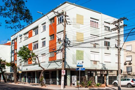 Apartamento à venda com 85m², 2 quartos e 1 vaga Apartamento à venda com 85m², 2 quartos e 1 vagaFachada