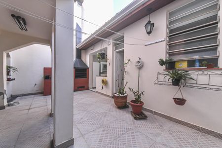 Casa para alugar com 180m², 3 quartos e 2 vagasQuintal