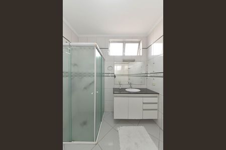 Casa para alugar com 180m², 3 quartos e 2 vagasBanheiro Social