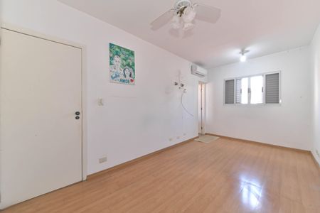 Casa para alugar com 180m², 3 quartos e 2 vagasSuíte