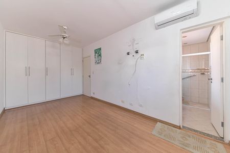 Casa para alugar com 180m², 3 quartos e 2 vagasSuíte