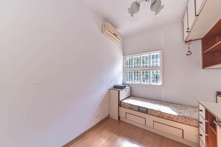Casa para alugar com 180m², 3 quartos e 2 vagasQuarto 2