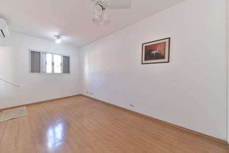 Casa para alugar com 180m², 3 quartos e 2 vagasSuíte