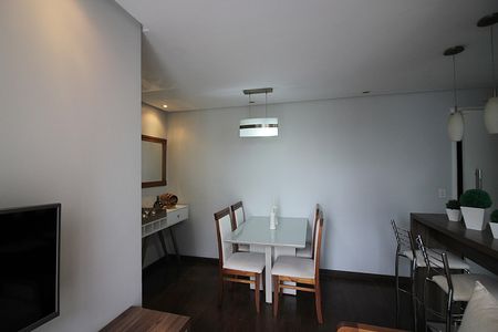 Apartamento à venda com 49m², 2 quartos e 1 vagaSala