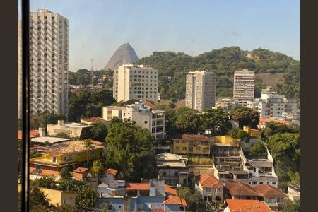 Casa à venda com 349m², 4 quartos e 1 vaga