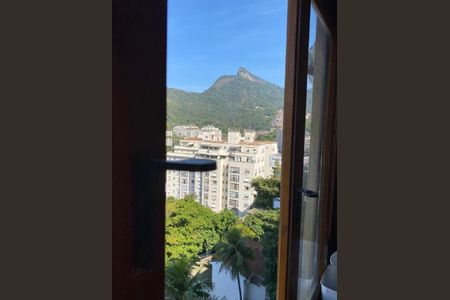 Casa à venda com 349m², 4 quartos e 1 vaga