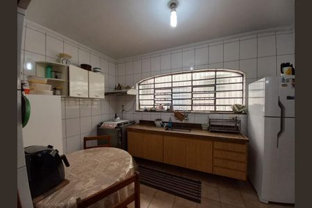 Casa à venda com 309m², 5 quartos e 2 vagasCozinha