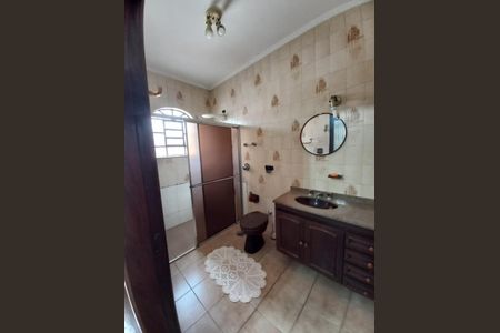 Casa à venda com 309m², 5 quartos e 2 vagasBanheiro