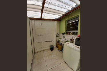 Casa à venda com 309m², 5 quartos e 2 vagasQuintal