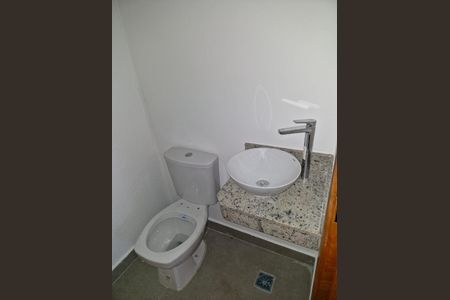 Casa à venda com 108m², 3 quartos e 2 vagasLavabo