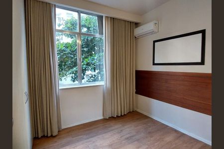 Apartamento à venda com 120m², 3 quartos e sem vaga