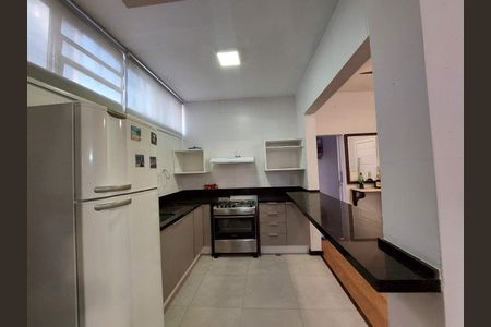 Apartamento à venda com 120m², 3 quartos e sem vaga