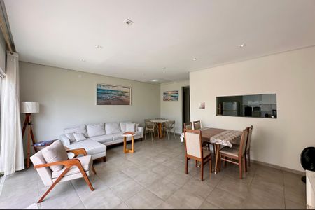 Apartamento à venda com 450m², 6 quartos e sem vaga Apartamento à venda com 450m², 6 quartos e sem vagaCorredor