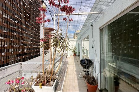 Apartamento à venda com 450m², 6 quartos e sem vaga Apartamento à venda com 450m², 6 quartos e sem vagaCobertura 2