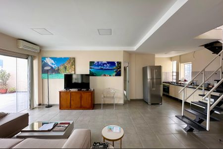 Apartamento à venda com 450m², 6 quartos e sem vaga Apartamento à venda com 450m², 6 quartos e sem vagaSala