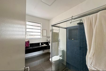 Apartamento à venda com 450m², 6 quartos e sem vaga Apartamento à venda com 450m², 6 quartos e sem vagaBanheiro Suíte 2