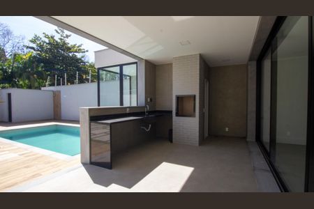 Casa à venda com 330m², 5 quartos e 2 vagasÁrea Gourmet