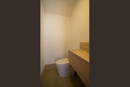 Casa à venda com 330m², 5 quartos e 2 vagasLavabo