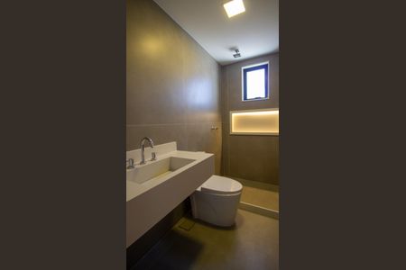 Casa à venda com 330m², 5 quartos e 2 vagasBanheiro da Suíte 3