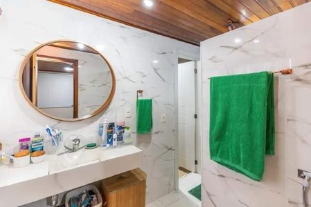 Apartamento à venda com 181m², 5 quartos e 1 vaga