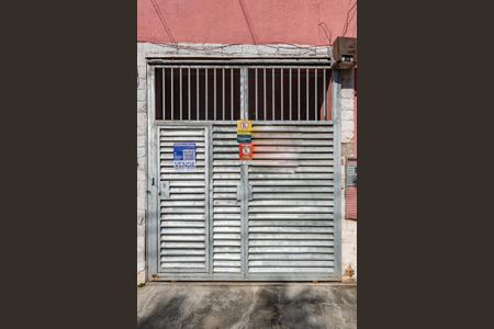 Casa à venda com 440m², 4 quartos e 5 vagasplaca instalada em 04/07/2025 com o código GPZI-30