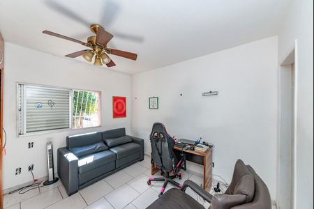 Casa à venda com 440m², 4 quartos e 5 vagasSuíte