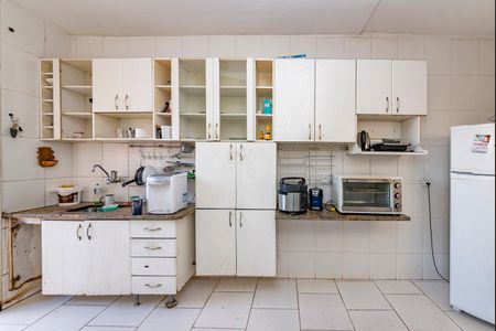 Casa à venda com 440m², 4 quartos e 5 vagasCozinha