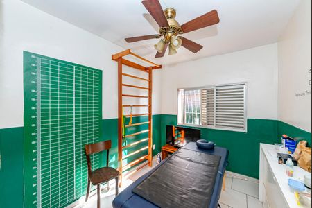 Casa à venda com 440m², 4 quartos e 5 vagasQuarto 2