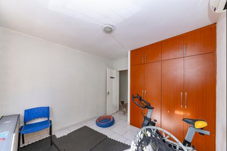 Casa à venda com 440m², 4 quartos e 5 vagasQuarto 